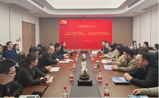 1734937763788231VarS.jpg ftft.jpg